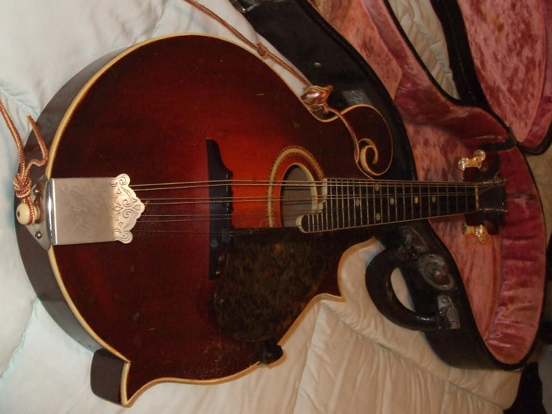 Gibson Mandolin.