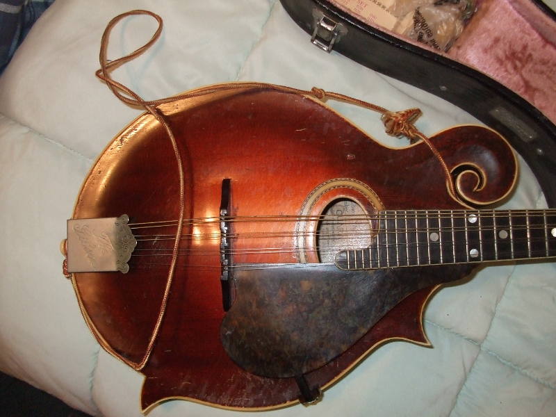 Gibson Mandolin.